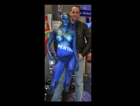 Vorteile-Bodypainting-Service-Saturn-Pentax Vorteile-Bodypainting-Service-Saturn-Pentax