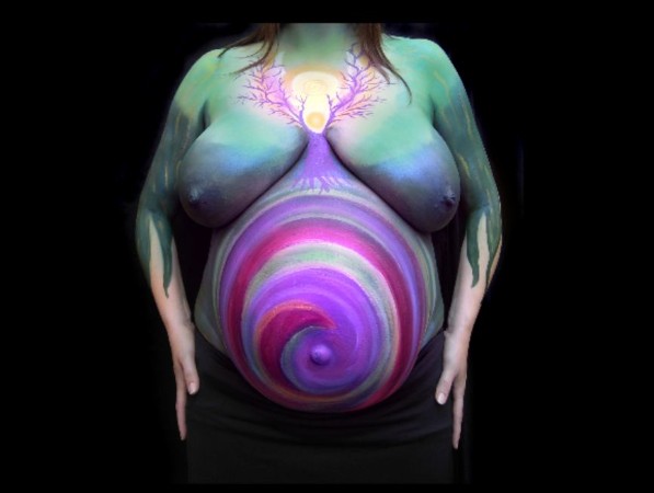 Bellypainting-Schwangerschaft-Bauchbemalung-Lebensbaum